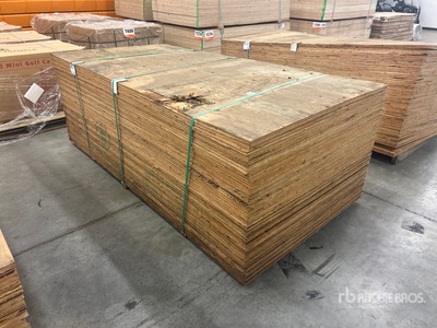 Quantity of (55) 4 ft x 8 ft 19/32 Plywood