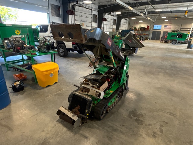 2021 Toro 22323G Mini Compact Track Loader (Inoperable) 2021 Toro 22323G Mini Compact Track Loader (Inoperable)