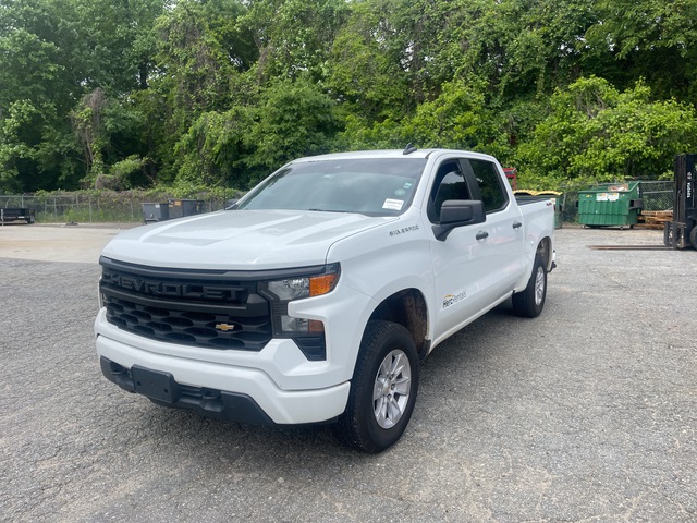 2023 Chevrolet Silverado 1500 Custom 4x4 Crew Cab Pickup 2023 Chevrolet Silverado 1500 Custom 4x4 Crew Cab Pickup
