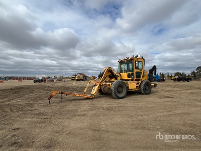 2014 Pettibone 445-E Speedswing Swing Loader