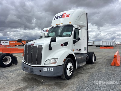 2017 Peterbilt 579 4x2 S/A Day Cab Truck Tractor