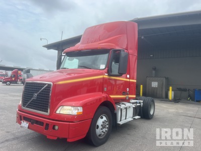 2016 Volvo VNM42T 4x2 S/A Day Cab Truck Tractor