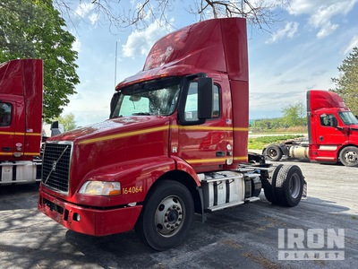 2016 Volvo VNM42T 4x2 S/A Day Cab Truck Tractor