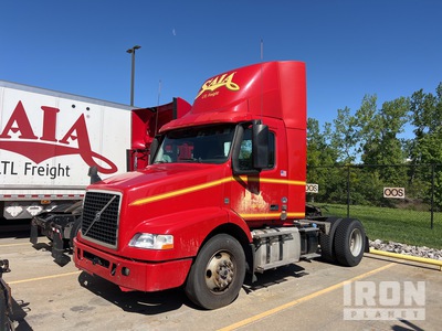 2017 Volvo VNM 4x2 S/A Day Cab Truck Tractor (Inoperable)