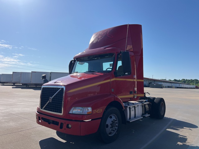 2017 Volvo VNM 4x2 S/A Day Cab Truck Tractor