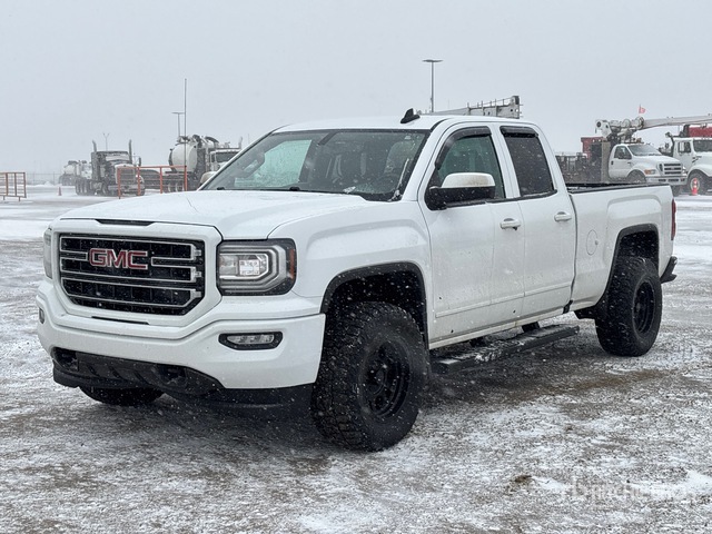 2017 GMC Sierra 1500 2017 GMC Sierra 1500 4X4 Extended Cab Pickup