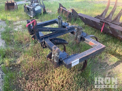Massey Ferguson  50 in 3-Point Chisel Plow