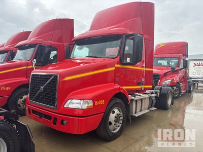 2016 Volvo VNM42T 4x2 Day Cab Prime Mover (Inoperable)
