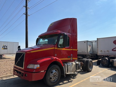 2016 Volvo VNM 4x2 S/A Day Cab Truck Tractor