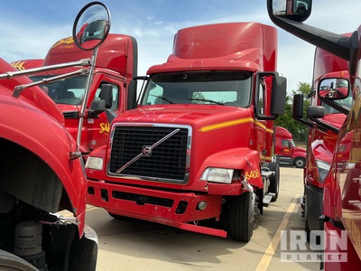 2016 Volvo VNM42T 4x2 S/A Day Cab Truck Tractor