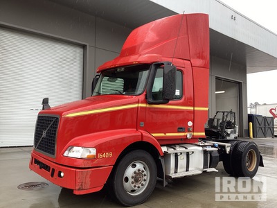 2016 Volvo VNM42T 4x2 S/A Day Cab Truck Tractor