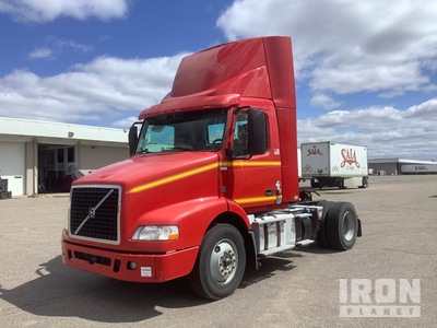 2016 Volvo VNM42T 4x2 S/A Day Cab Truck Tractor