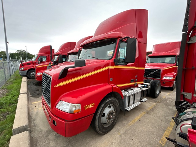 2018 Volvo VNM42T 4x2 S/A Day Cab Truck Tractor (Inoperable)