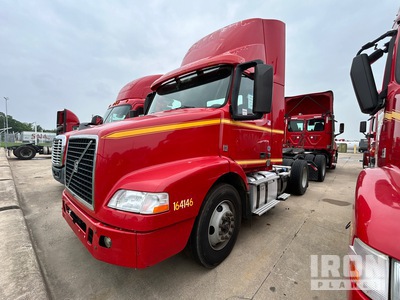 2016 Volvo VNM42T 4x2 トラックトラクター（S/A） (Inoperable)