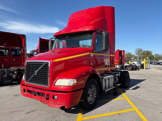 2016 Volvo VNM42T 4x2 S/A Day Cab Truck Tractor