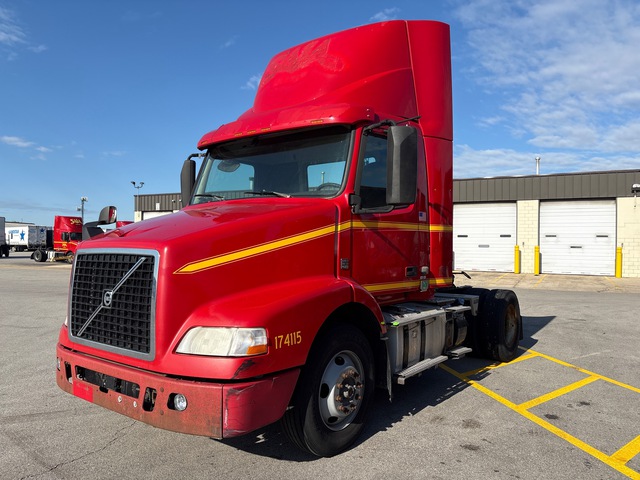 2017 Volvo VNM42T 4x2 S/A Day Cab Truck Tractor