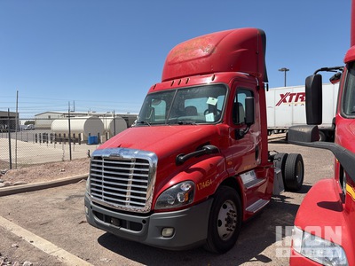 2017 Freightliner Cascadia 113 4x2 S/A Day Cab Truck Tractor (Inoperable)