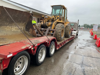 1997 John Deere 624G Pala gommata
