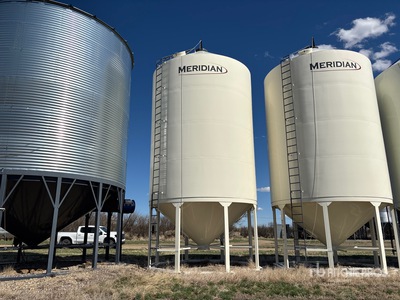 Meridian +/- 4000 bu Smooth Wall Hopper Graan bak