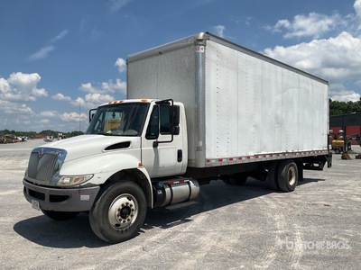 2017 International Durastar 4300 4x2 Van Truck