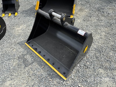 Dynamic Entities 48 in Q/C Cleanup Excavator Bucket (Unused)