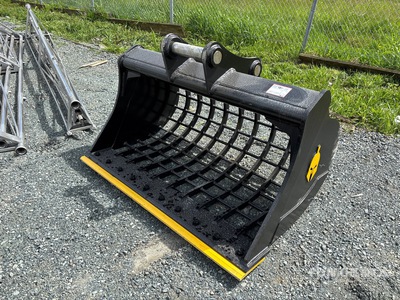 Dynamic Entities 60 in Q/C Screening Excavator Bucket (Unused)