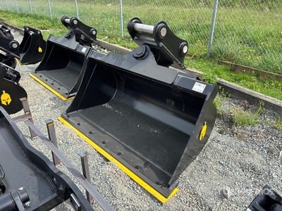 Dynamic Entities 72 in Q/C Hydraulic Tilting Cazo para excavadora (Unused)