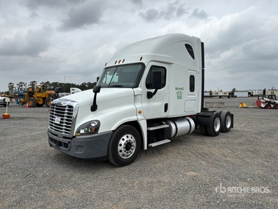 2018 Freightliner Cascadia 125 6x4 Sleeper Truck Tractor
