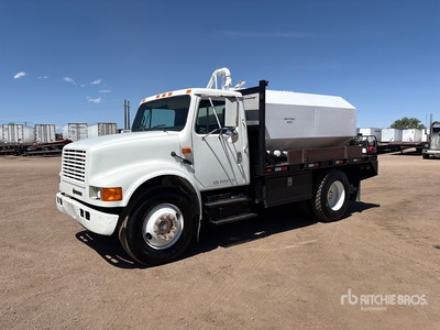 1993 International 4700 4x2 Water Truck