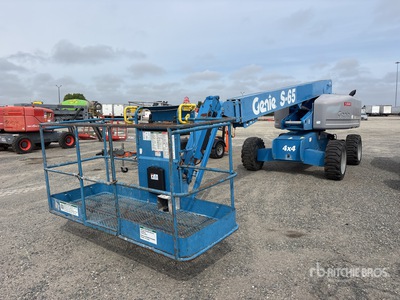 2013 Genie S-65 4WD Diesel Telescopic Boom Lift