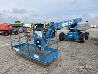 2013 Genie S-65 4WD Diesel Telescopic Boom Lift