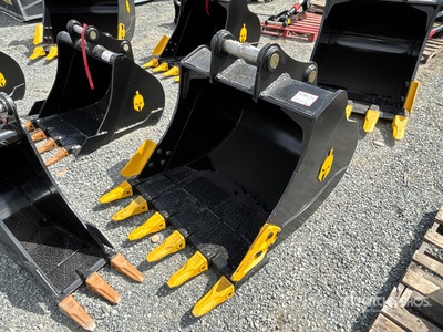 Dynamic Entities 42 in Q/C Digging Excavator Bucket (Unused)