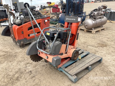 2015 Husqvarna Saw