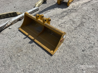Teran BKT30136CLN 36 in Cleanup 36 in Clean-up to fit Cat 301 Baggerlöffel - Fits Cat 301 (Unused)