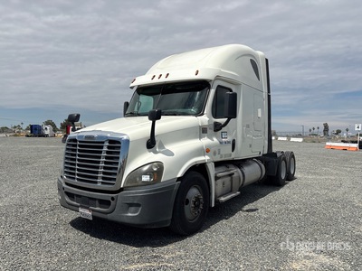 2018 Freightliner Cascadia 125 6x4 Cabeza Tractora Cabina Dormitorio