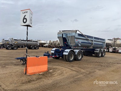 2019 Arnes 25 ft Quad/A Remolque banera