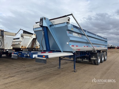 2025 Arnes 310 Ma 32 ft Tri/A Remolque banera