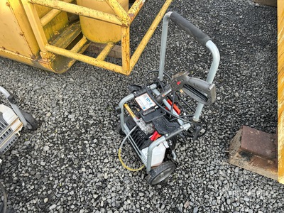 Husqvarna PW2300 Pressure Washer