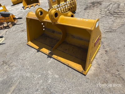 Teran BKT32072CLN 72 in Clean-up to fit Cat 320 Excavator Bucket (Unused)