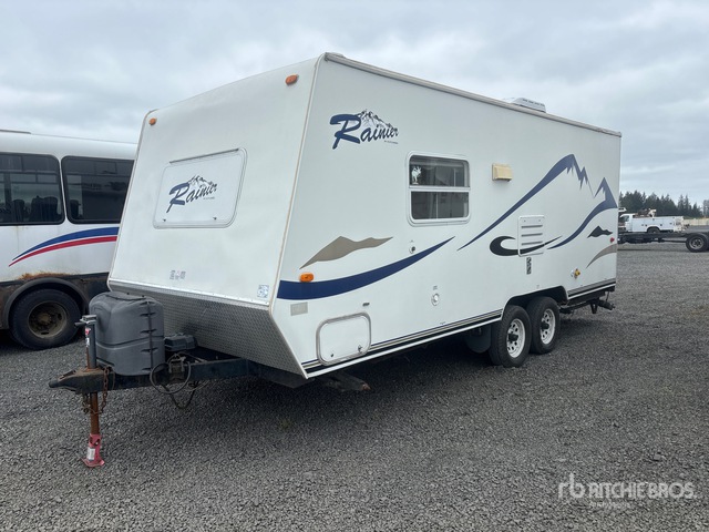2006 Dutchmen Rainier 20 ft T/A Travel Trailer