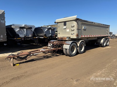 2008 East 27 ft Quad/A Przyczepa wywrotka