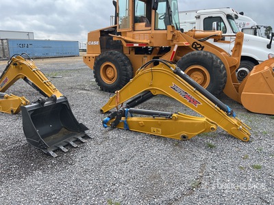 Pluma, Brazo y Cucharon para Miniexcavadora (Sin Usar) / Boom, Stick And Bucket - Fits Mini Excavator (Unused)