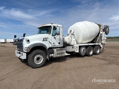 2016 Mack GU713 10x4 Mixer Truck