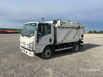 2015 Isuzu N2R 85D Waste Collection Truck