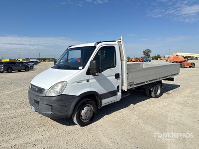2010 Iveco Daily 35-15 Flatbed Truck