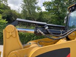 Hydraulics with Bucket Tilt Cylinders