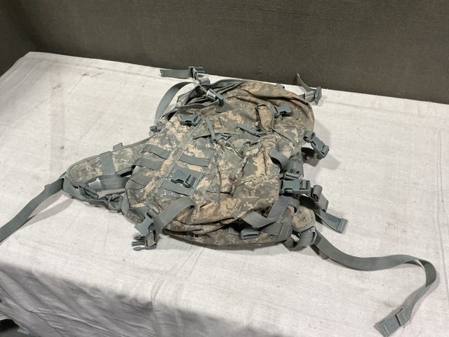 (23) Assault Packs