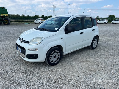 2013 Fiat Panda Automobile