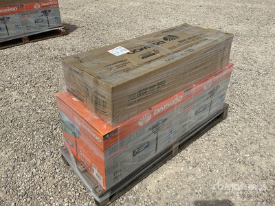 Quantity of (2) Daewoo DAEA520-B Erdbohrer (Unused)
