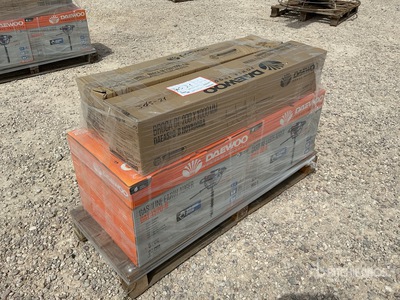 Quantity of (2) Daewoo DAEA520-B Erdbohrer (Unused)
